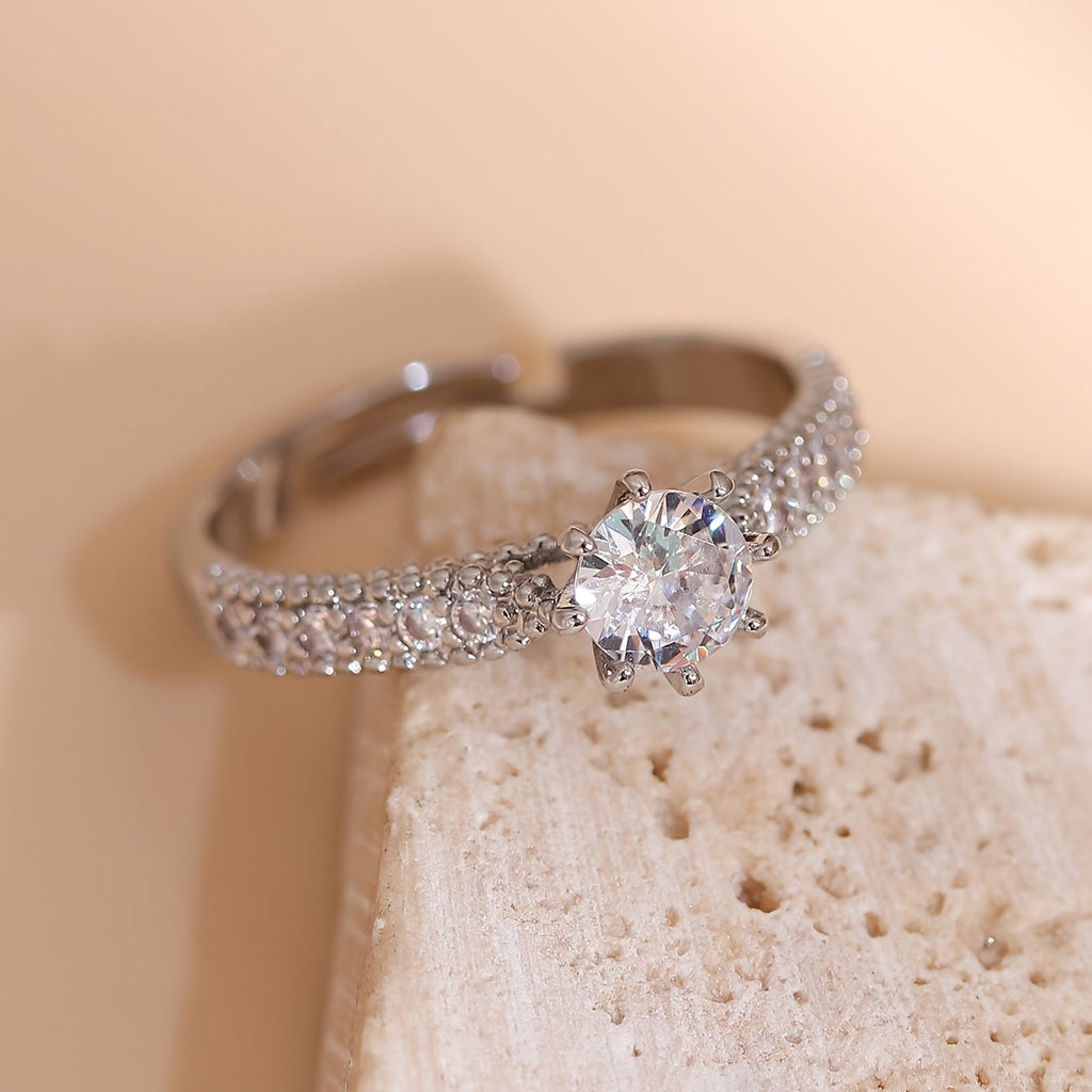 A Single Ring For Women With A Cool And Elegant Style, Light Luxury, High-end, Simple, And With A Touch Of Copper Inlay And Synthetic Zirconia. AB Market